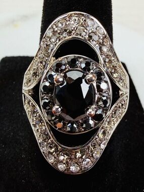 Vintage silvertone, dark and clear bling statement ring